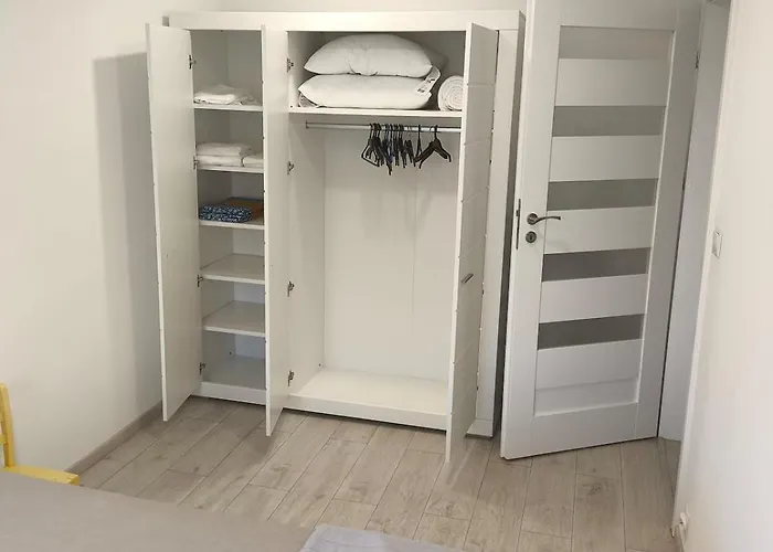 Przy Cukierni 公寓 Knurów